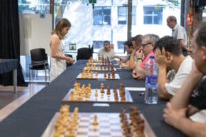 Jugadora d'escacs a les Simultànies de l'Auditori